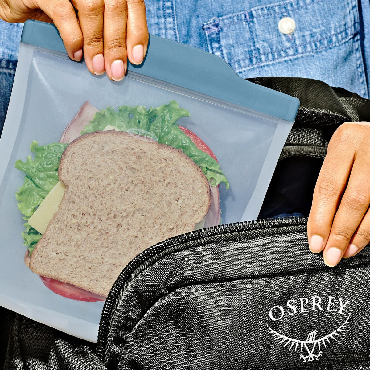 silicone-reusable-bag-sandwich-28-oz-ocean-blue-z2 9114700_26.jpg