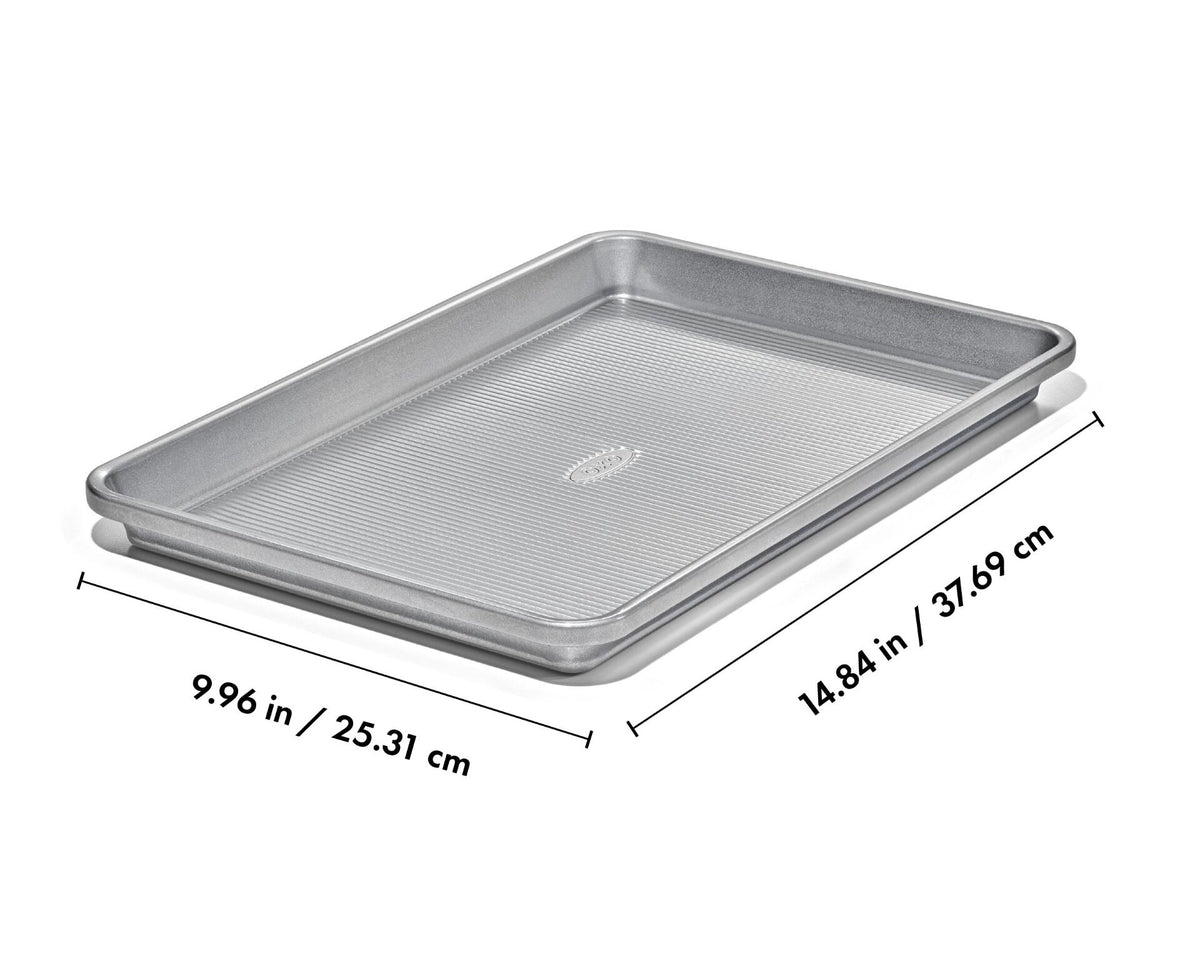 non-stick-pro-clear-coated-jelly-roll-pan-o4 gg_11435000_jelly-roll-pan_apdp_01_dim.jpeg