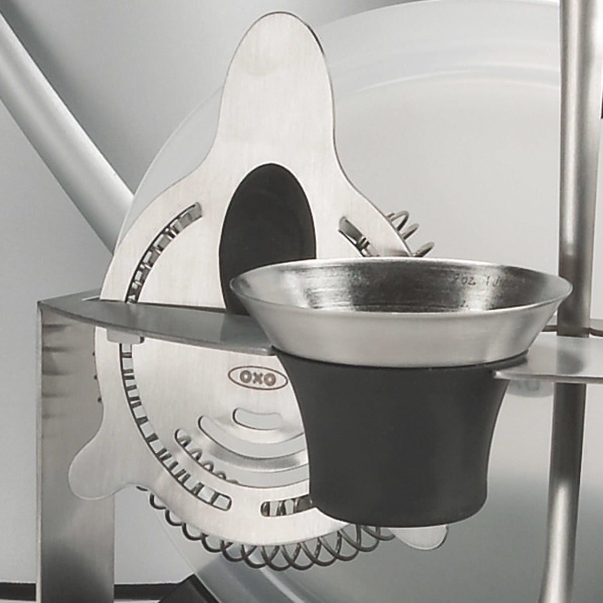 steel-cocktail-strainer-r5 1058016_5_steel_cocktail_strainer.jpg