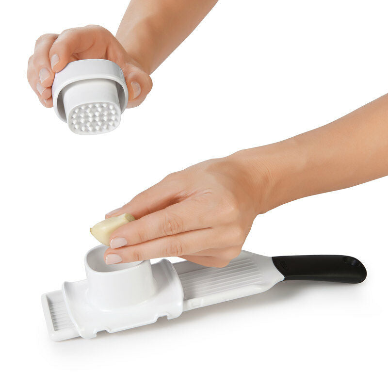 oxo-good-grips-garlic-slicer-p0 111786003.jpg