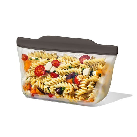 outdoor-silicone-reusable-stand-up-bag-quart-32-oz-p6 9112900_silicone_stand-up_quart_32oz_27.jpg