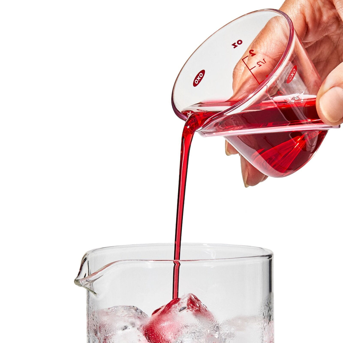mini-angled-measuring-cup-c6 gg_1102640_miniangledmeasuringcup_pdp_02_1_.jpg