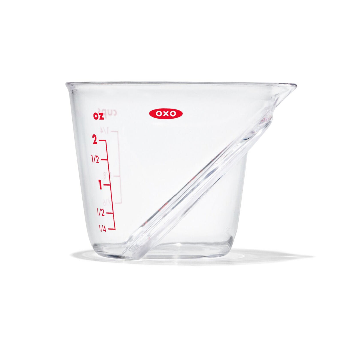 mini-angled-measuring-cup-c6 gg_1102640_miniangledmeasuringcup_pdp_04_2_.jpg