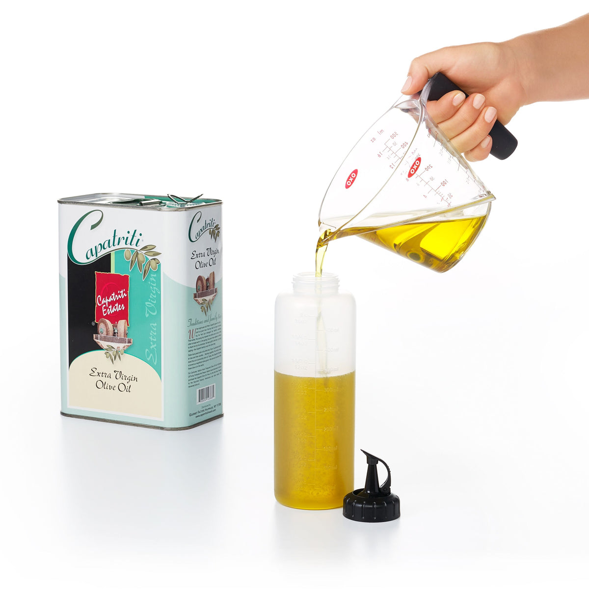 oxo-chef-s-squeeze-bottles-12-ounces-j5 gg_11219300_4.jpg