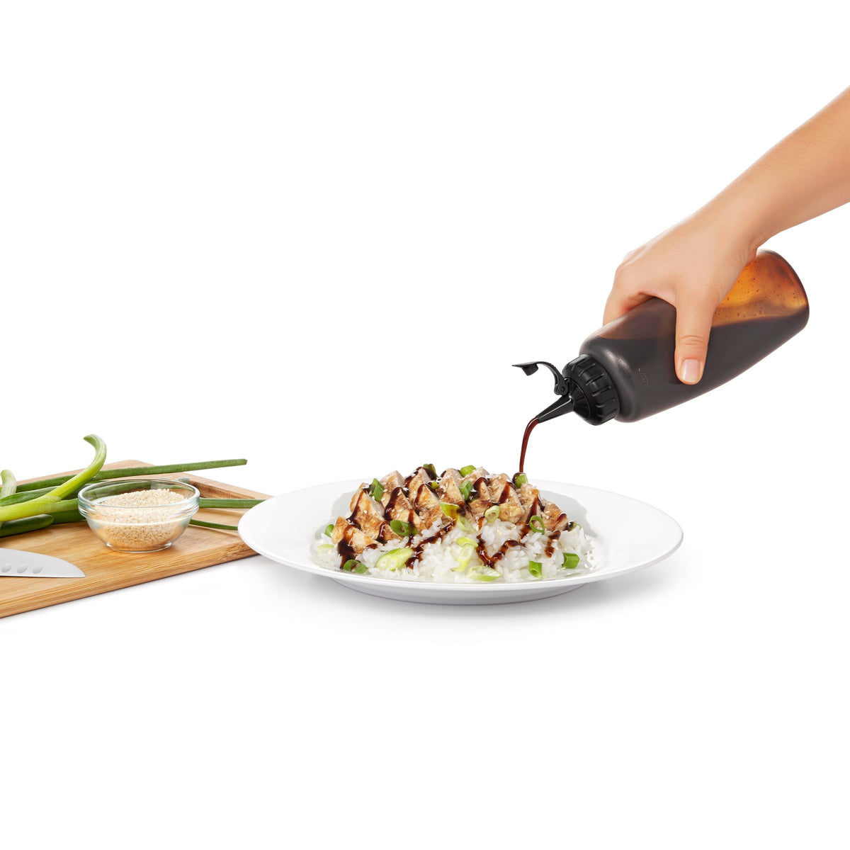 oxo-chef-s-squeeze-bottles-12-ounces-j5 gg_11219300_4d.jpg
