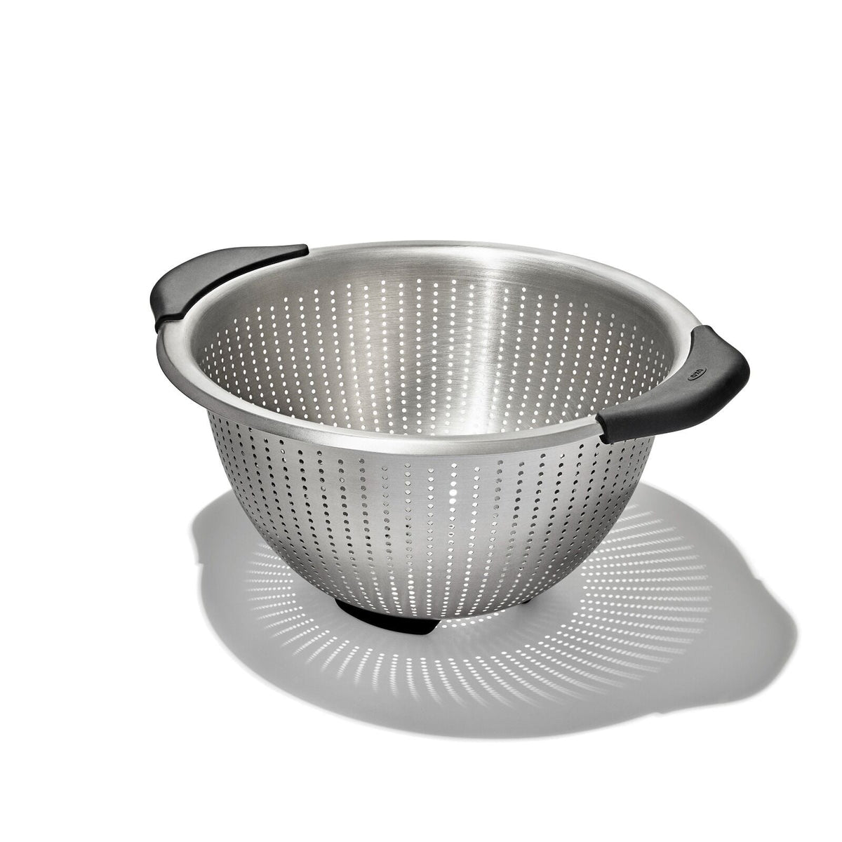 5-qt-stainless-steel-colander-o3 gg_11330900_stainlesssteelcolander5qt_02_rgb.jpg