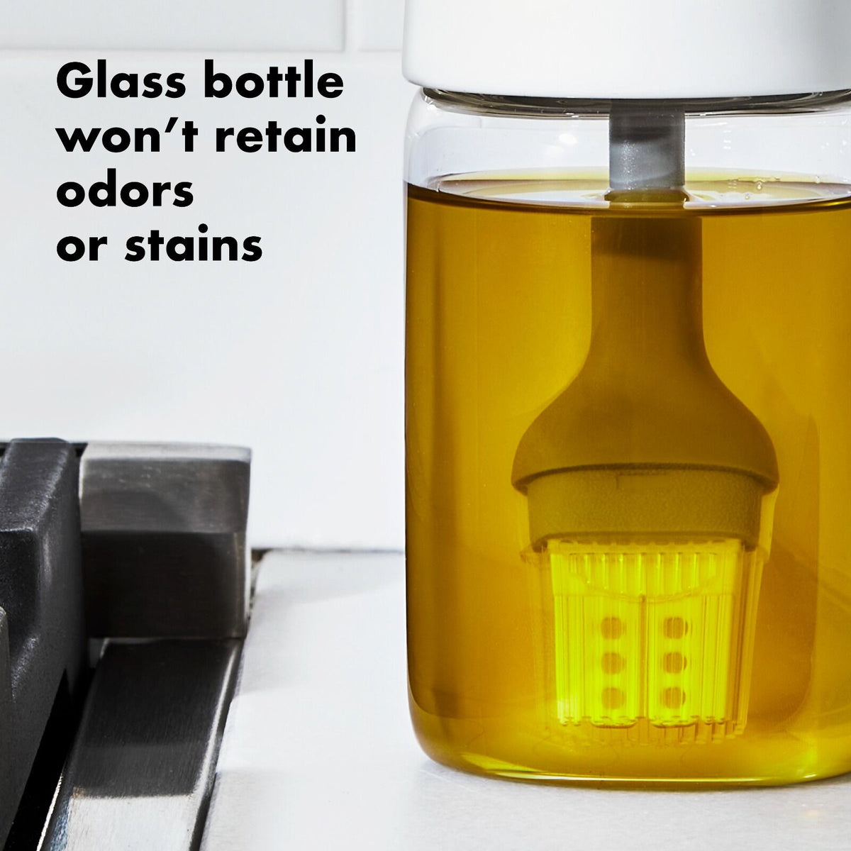 glass-oil-bottle-and-silicone-brush-set-s0 gg_11380400_glassoilbottleandbrush_apdp_03.jpg