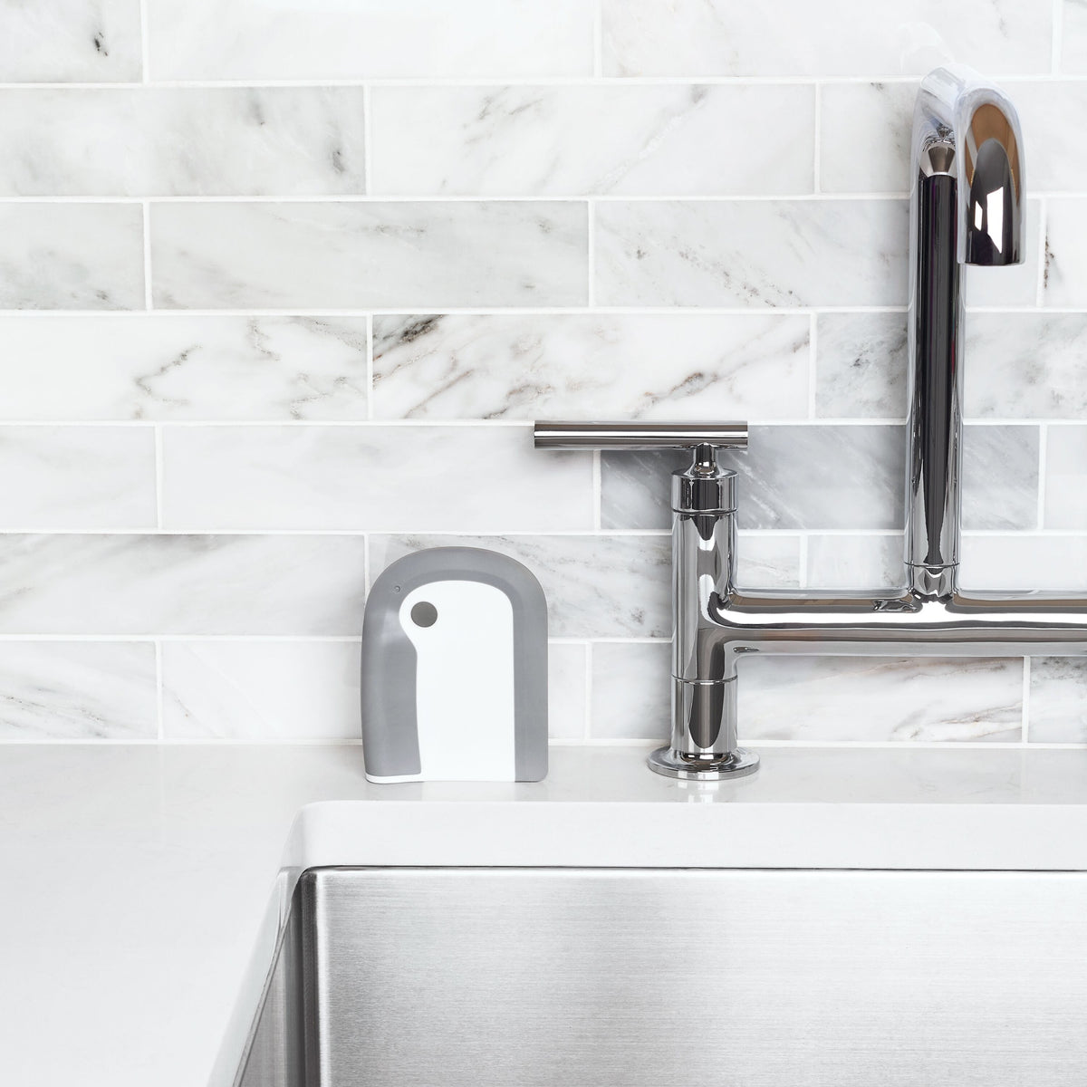 dish-squeegee-q2 gg_12237300_9a.jpg