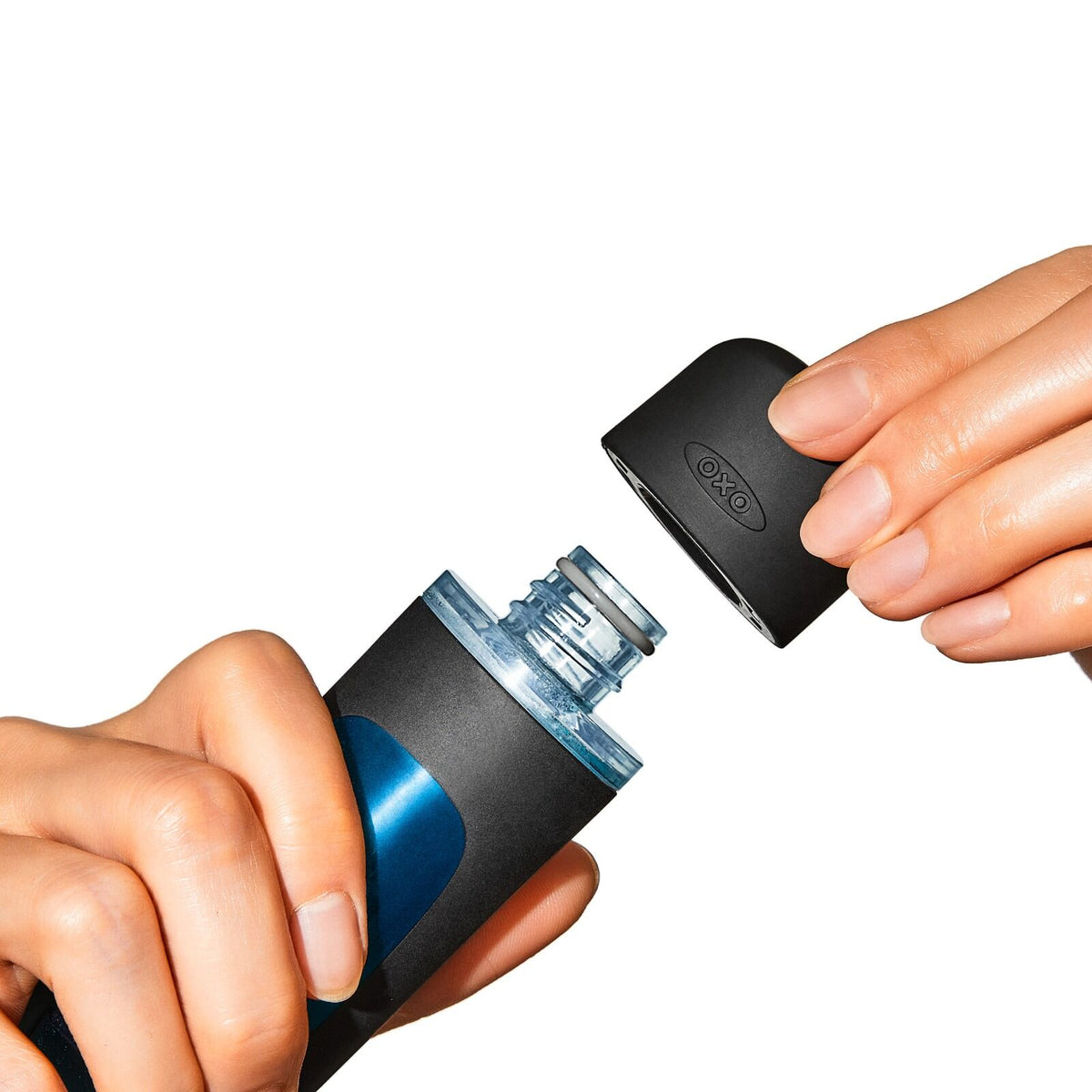 soap-dispensing-dish-scrub-p0 gg_12361600_soapdispensingdishscrub_pdp_06.jpg