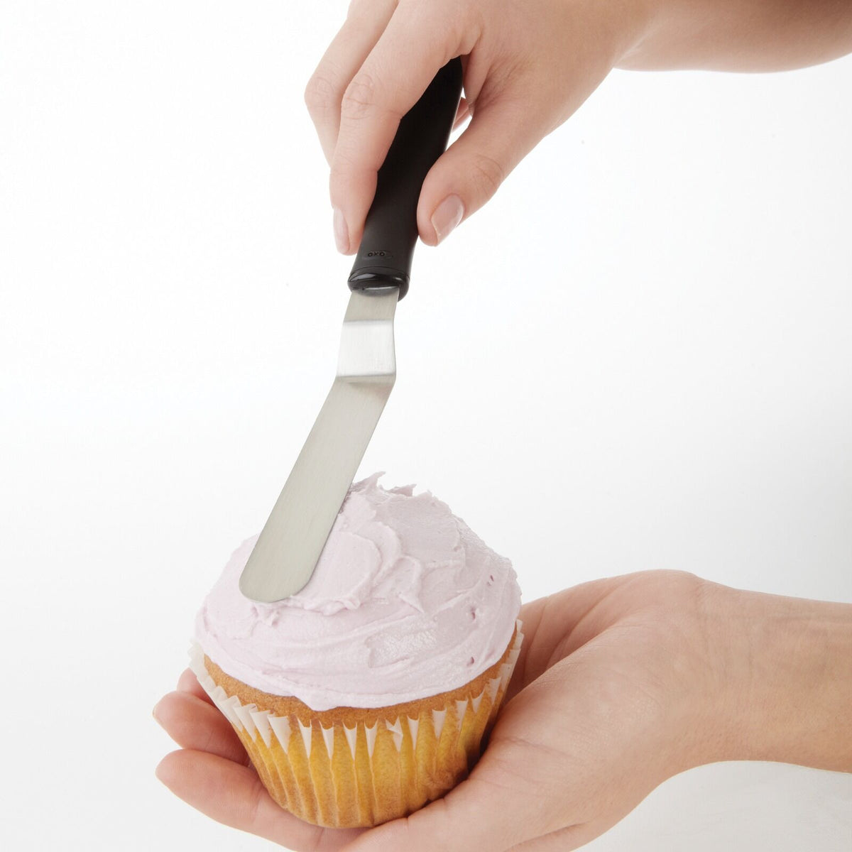 kid-friendly-cupcake-baking-bundle-a0 gg_1248980_2.jpg