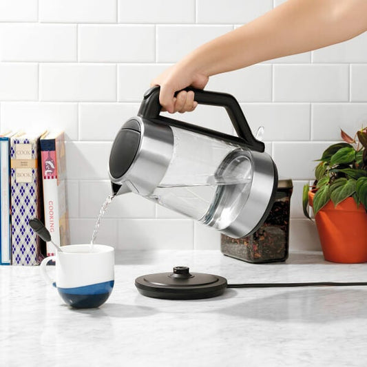cordless-glass-electric-kettle-h2 lifestyle1.jpg