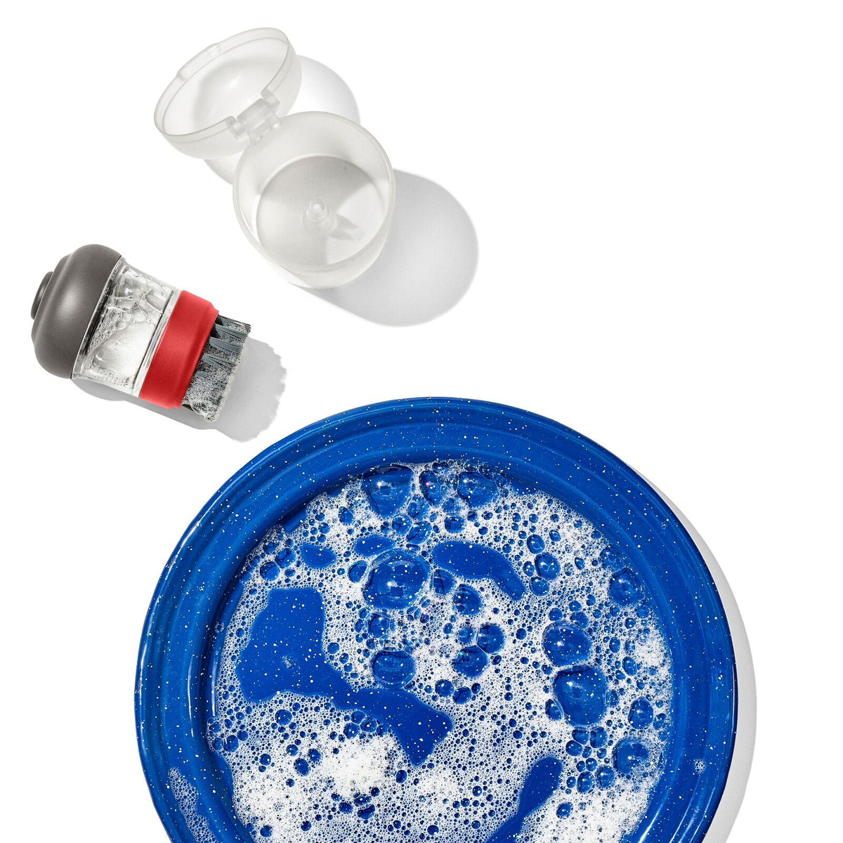 outdoor-soap-dispensing-dish-brush-with-storage-case-e2 odr_9209700_soapdispensingbrush_11.jpg