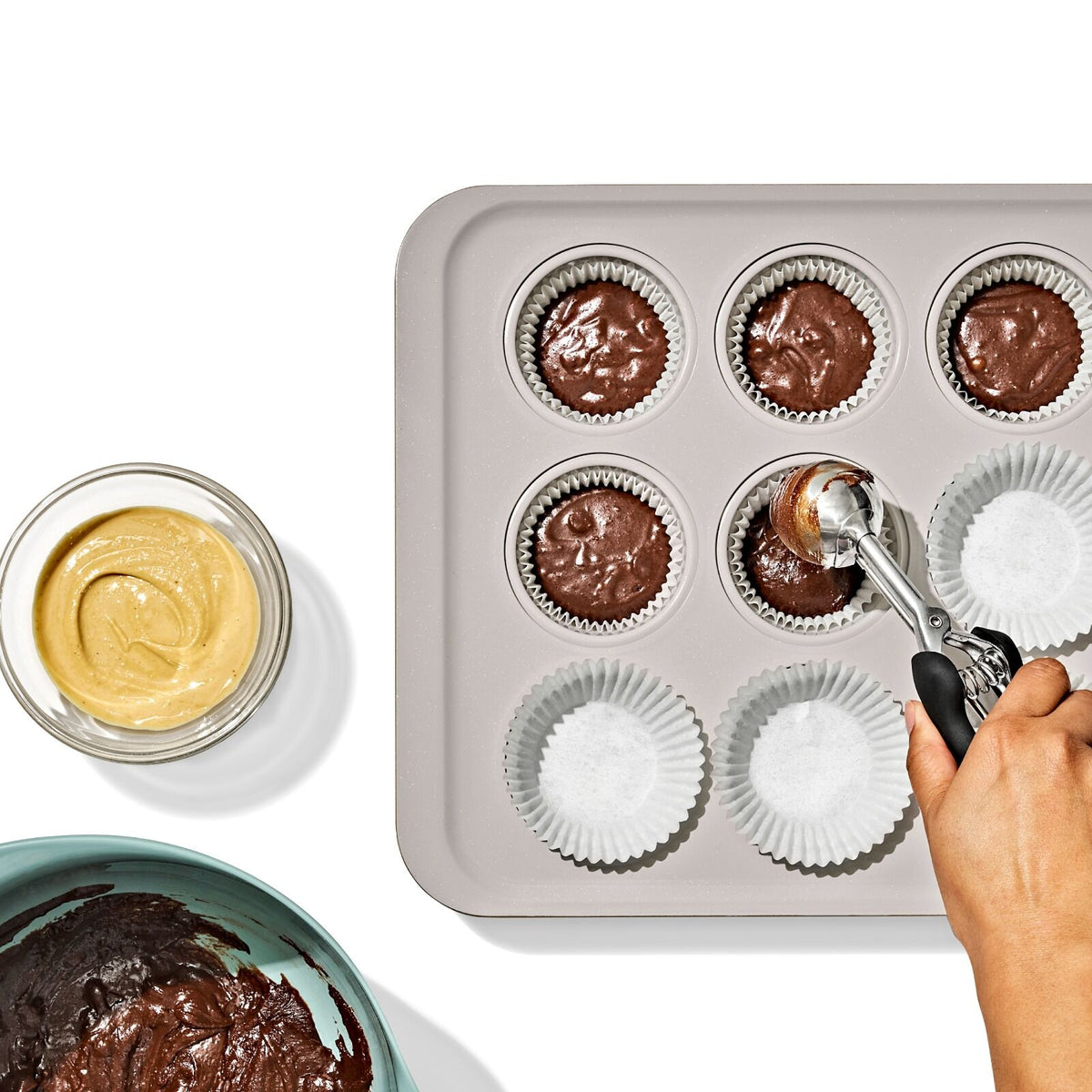 non-stick-pro-ceramic-coated-metal-bakeware-12-cup-muffin-pan-storm-blue-l7 oxo_12-cup-muffin-pan_pdp_03.jpg