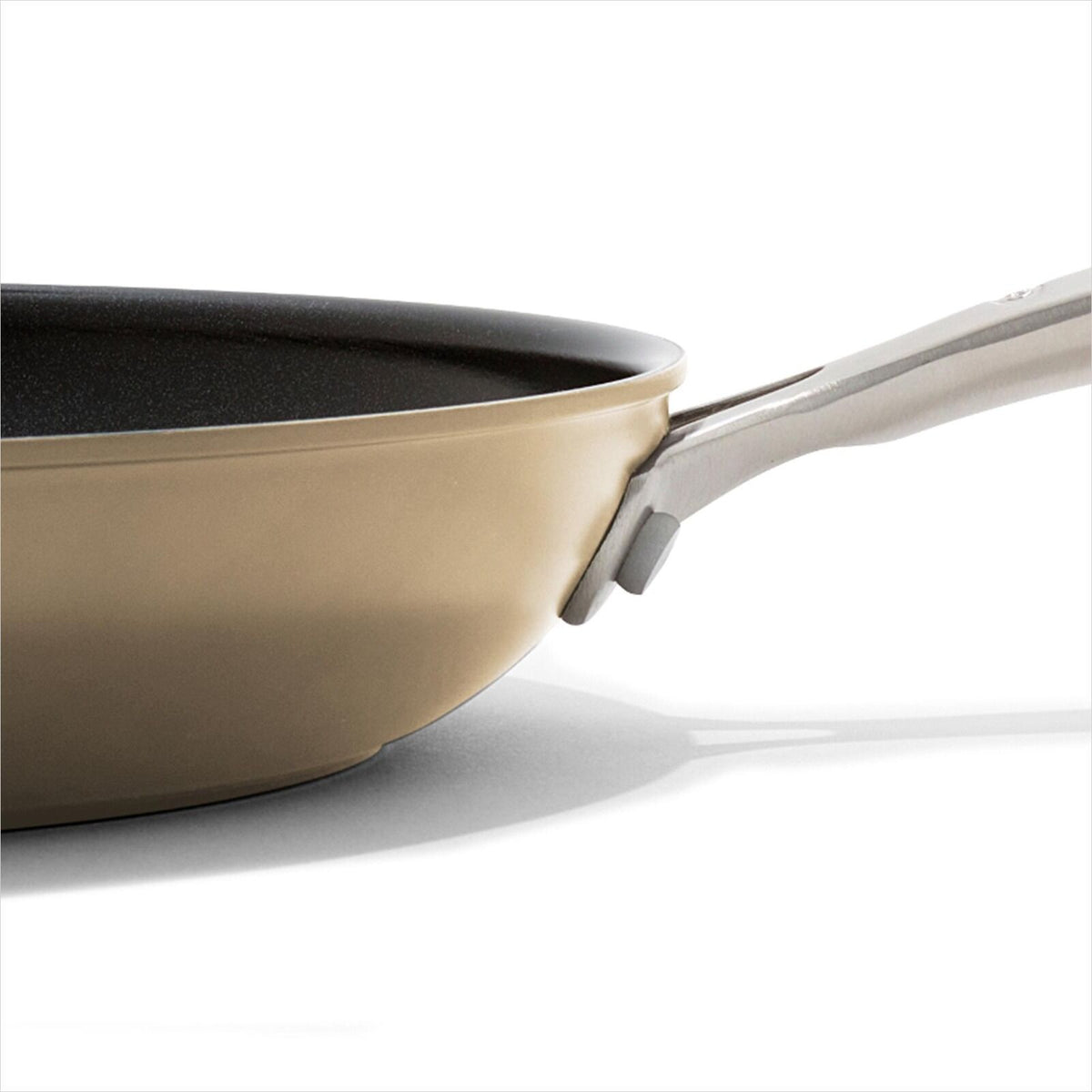enhanced-non-stick-10-inch-frypan-o7 oxo_cc010458-001_enhanced-nonstick-10in-fry-pan-biscuit_pdp_03.jpg