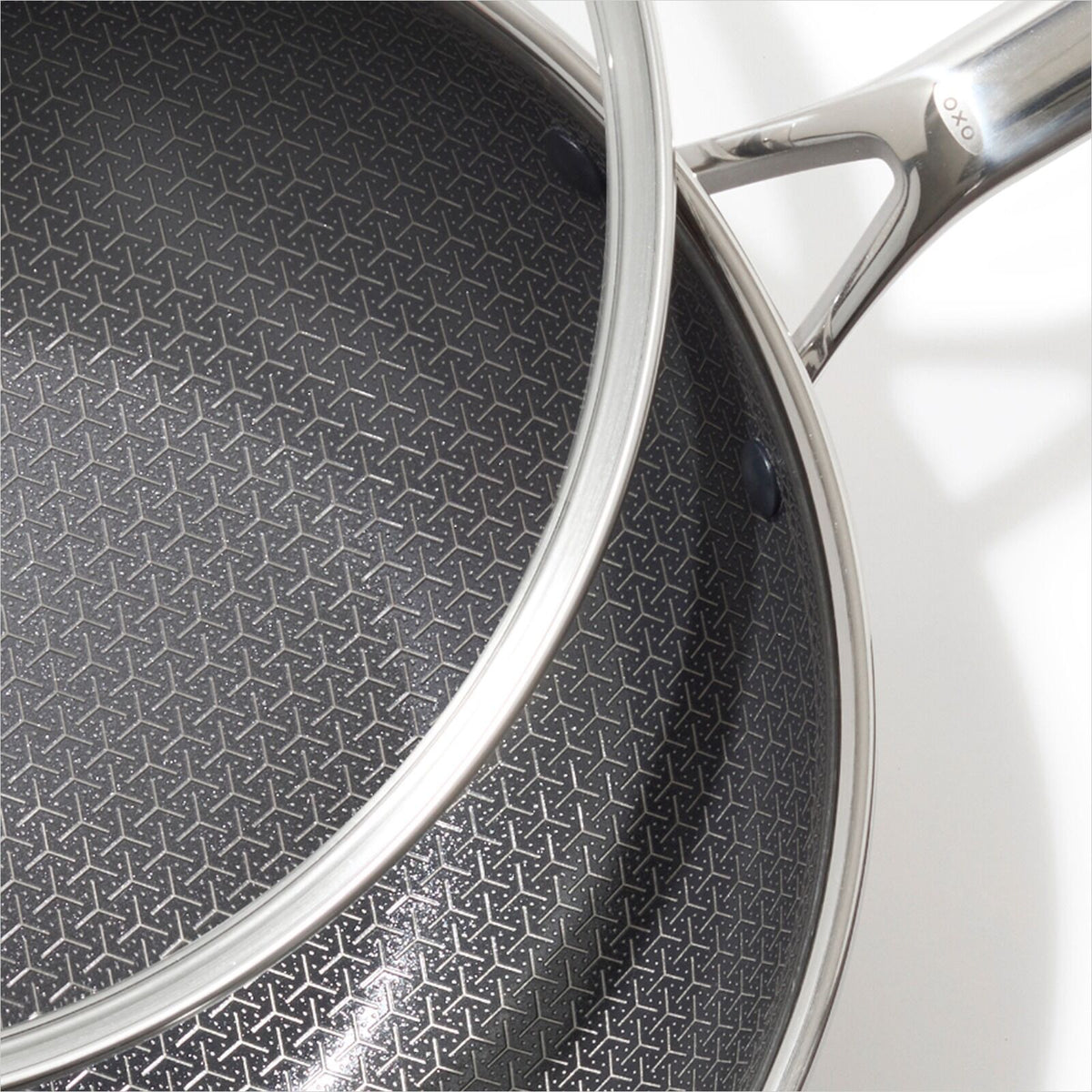 trident-hybrid-non-stick-stainless-steel-5-qt-wok-with-lid-o9 oxo_cc010464-001_trident-12in-wok_ss_pdp_03.jpeg