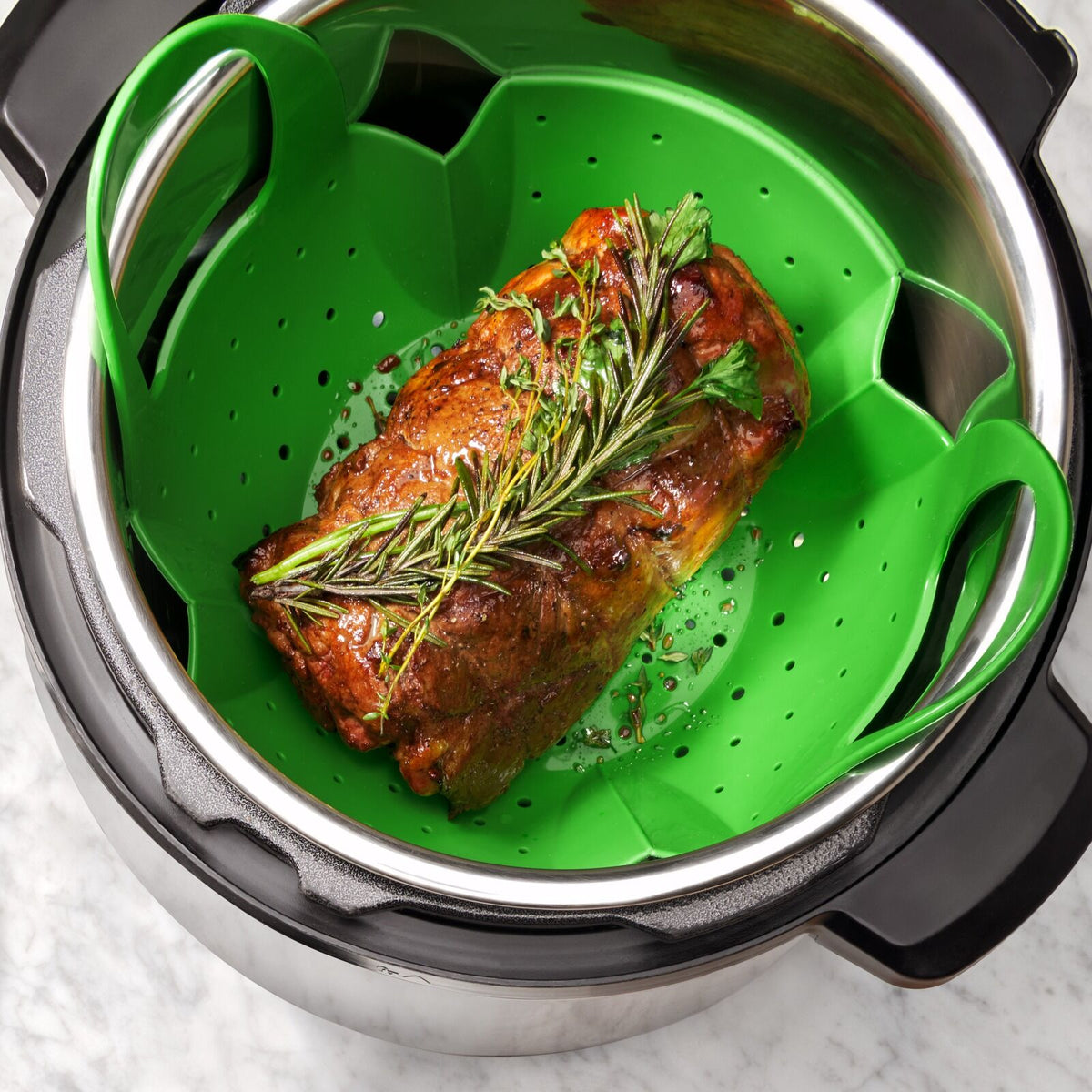 silicone-steamer-t1 oxo_food_silicone_steamer-1142380_011.jpg