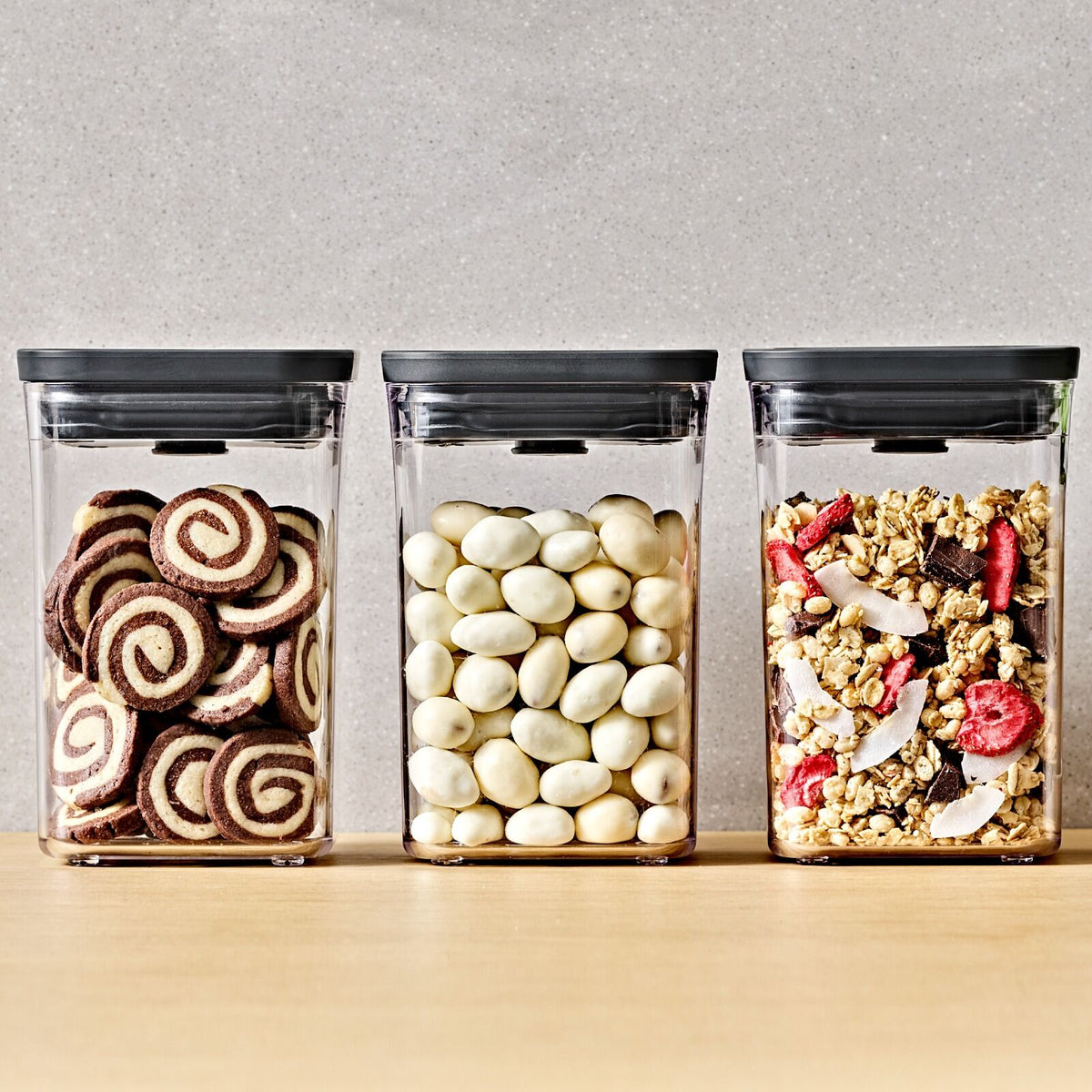 3-piece-pop-container-set-g6 oxo_gg_11430000_3piecepopcontainerset_matteblack_pdp_02.jpeg