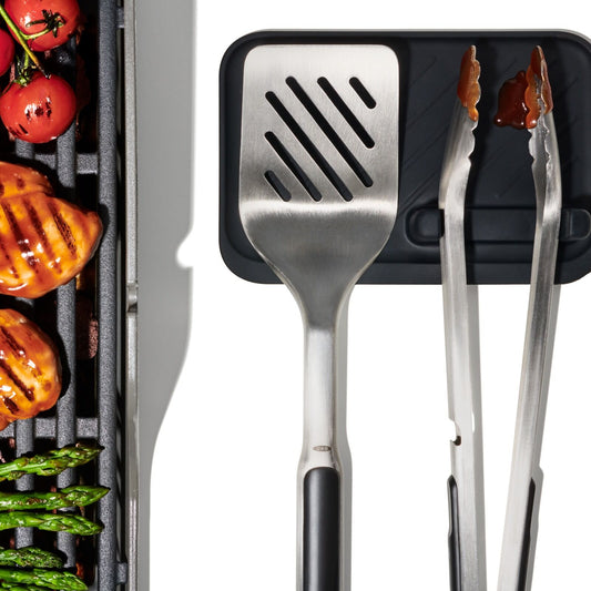 outdoor-3-piece-grilling-tool-set-d5 oxo_grilling_tool_set-9110100_013.jpg