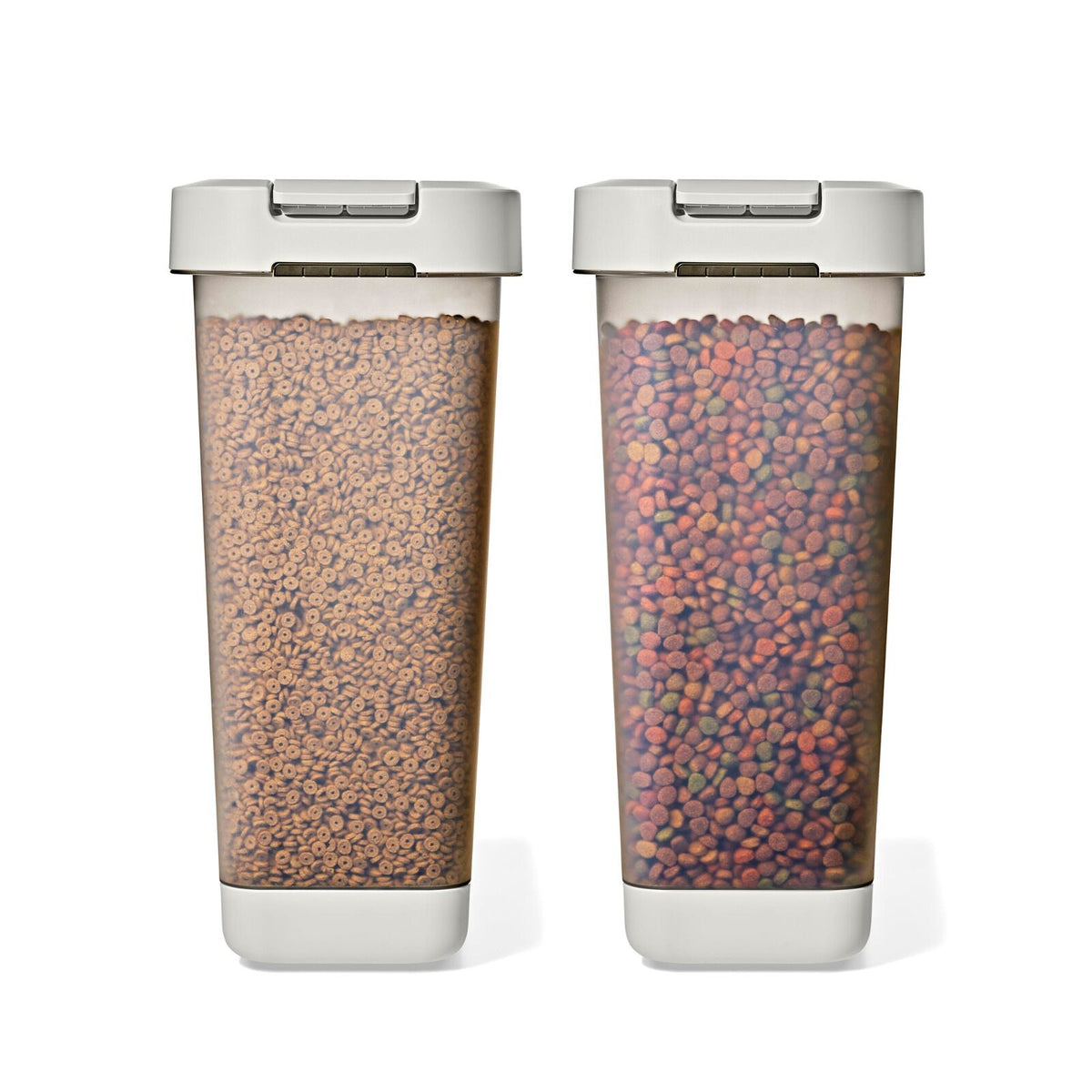 oxo-pet-airtight-food-container-with-scoop-extra-large-o4 pet_7301600_airtight-food-container-extra-large_pdp_06.jpeg