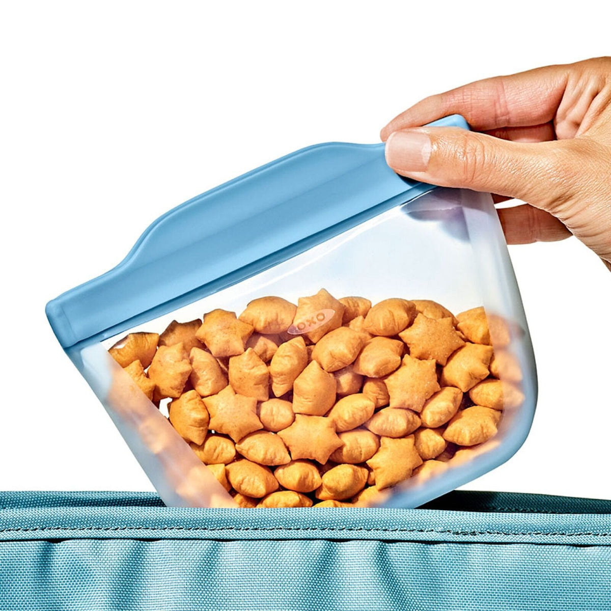 tot-silicone-reusable-bags-2-piece-mixed-snack-set-p2 tot_61166200_2pcbagcupsnackset-dusk_pdp_02.jpg