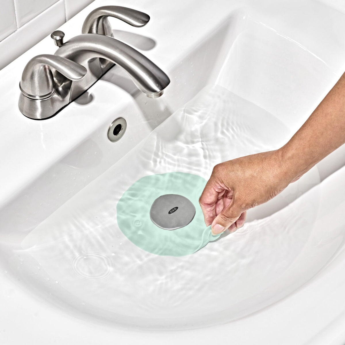 tub-stopper-opal-j3 tot_tub-stopper-opal_pdp_03_1.jpeg